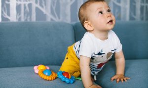 mainan edukatif bayi