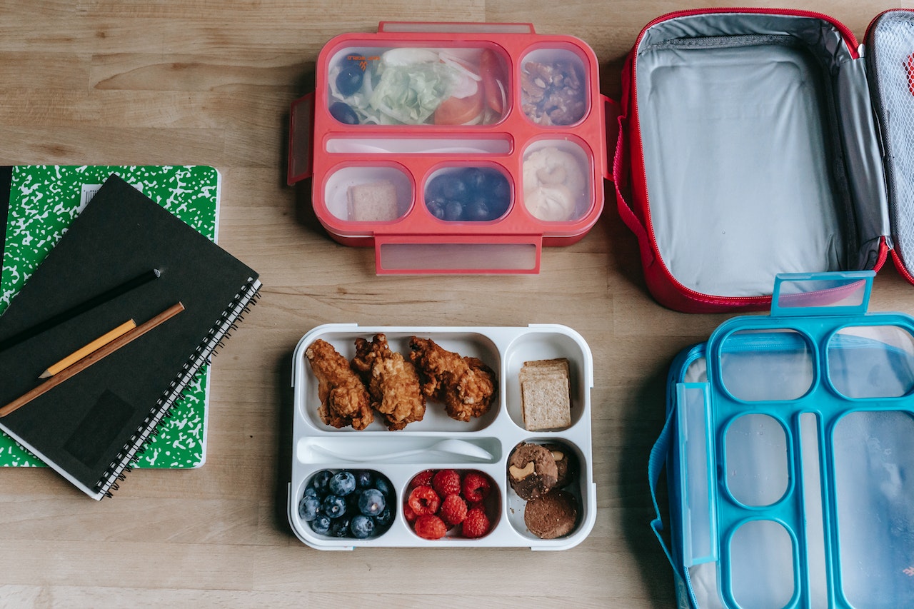 rekomendasi kado ulang tahun, lunch box kotak bekal