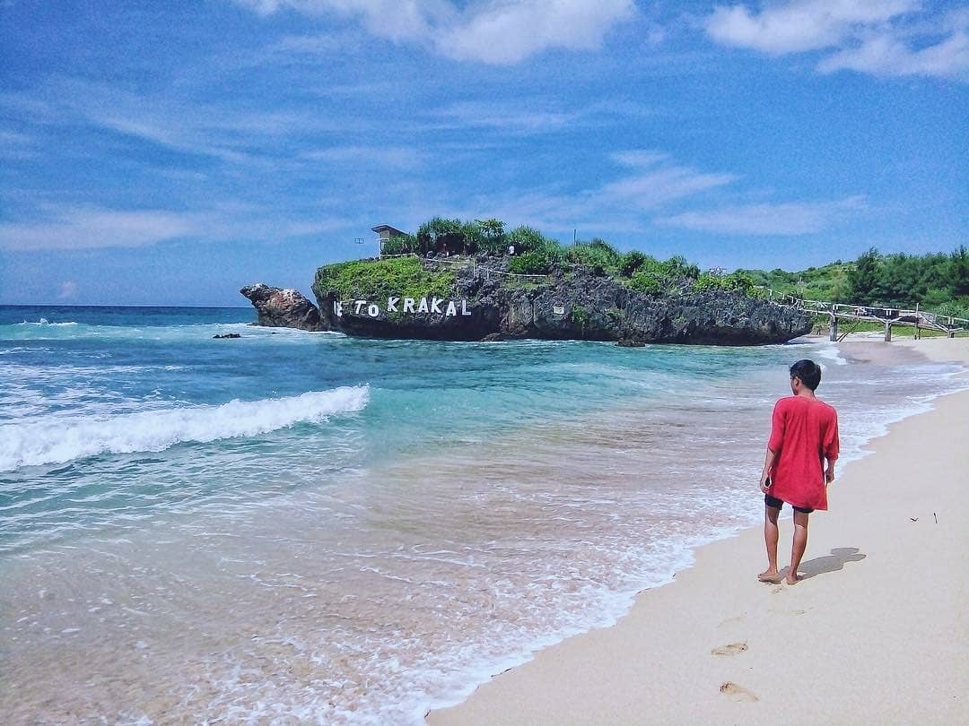 Wisata Pantai Yogya. Pantai Krakal