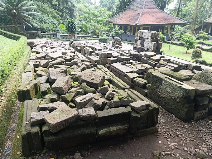 Candi Jolotundo