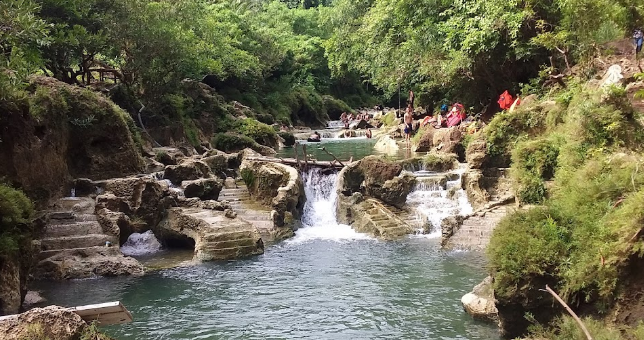 Curug Panetean