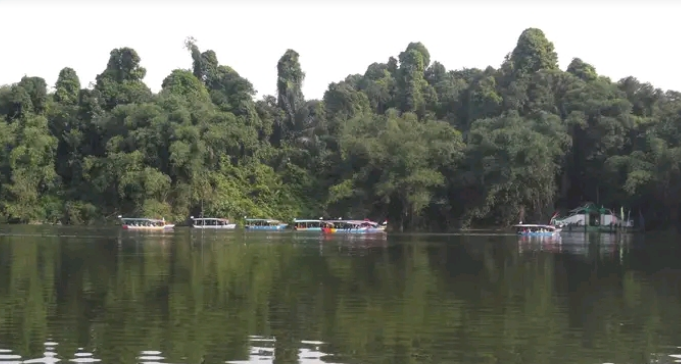 Situ Lengkong Panjalu Ciamis