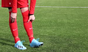 Rekomendasi Sepatu Bola Terbaik